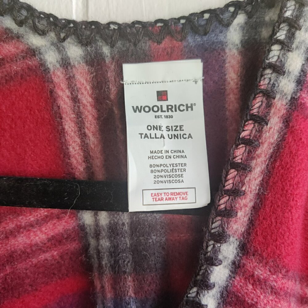 Woolrich Shawl to 'have a cuppa in'  Soft Viscois and a Black Yarn trim loop - Picture 4 of 6